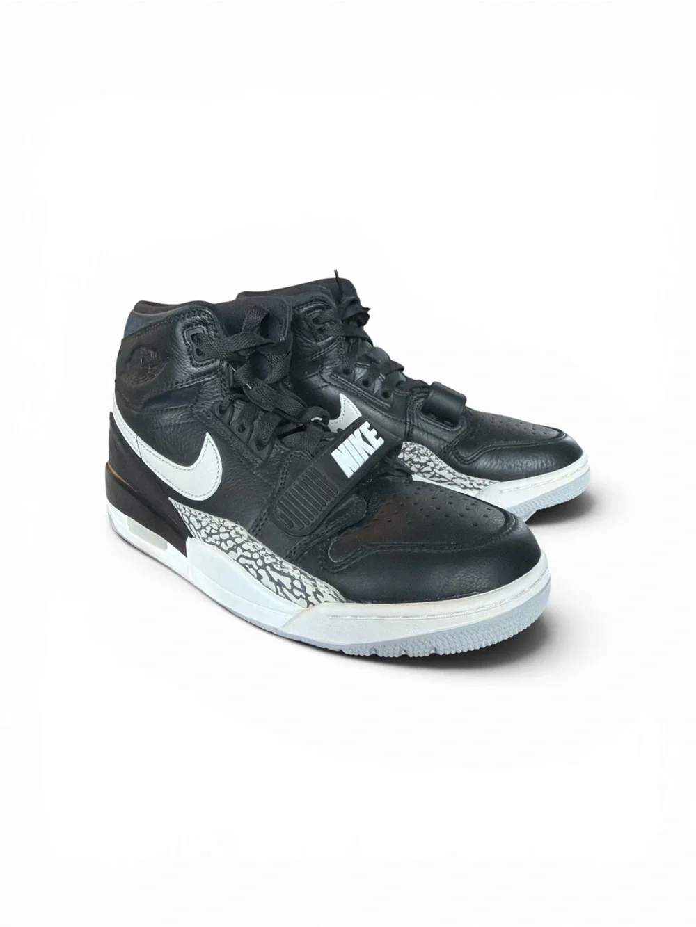 Jordan Legacy 312 High Top Black Black Cement Sneakers AV3922-001 Mens Size 8.5